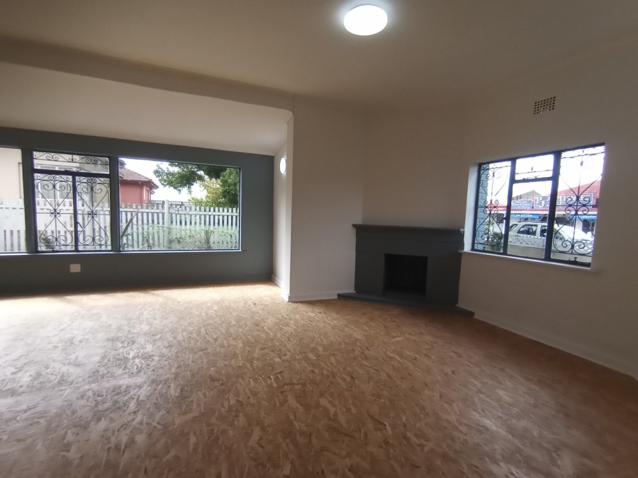 To Let commercial Property for Rent in George Central Western Cape